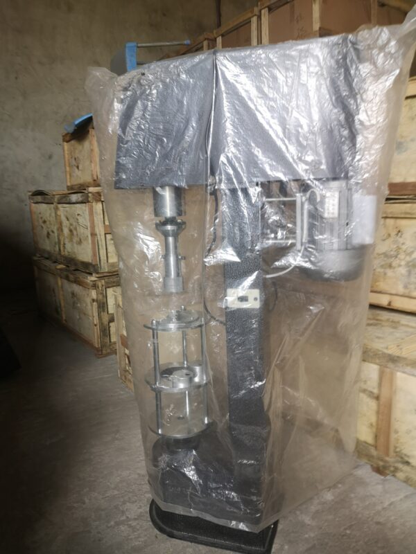 JGS-880 Bottle Locking and Capping Machine - Image 3